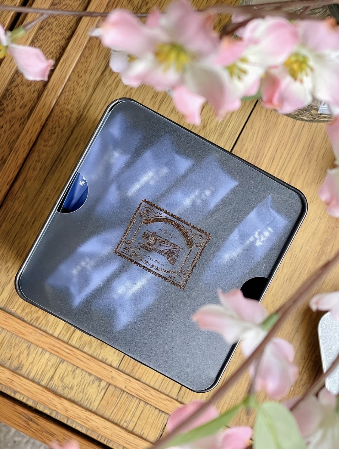 lm_image___2zfov swiper-item-image___2SBSc cover___2hGtr