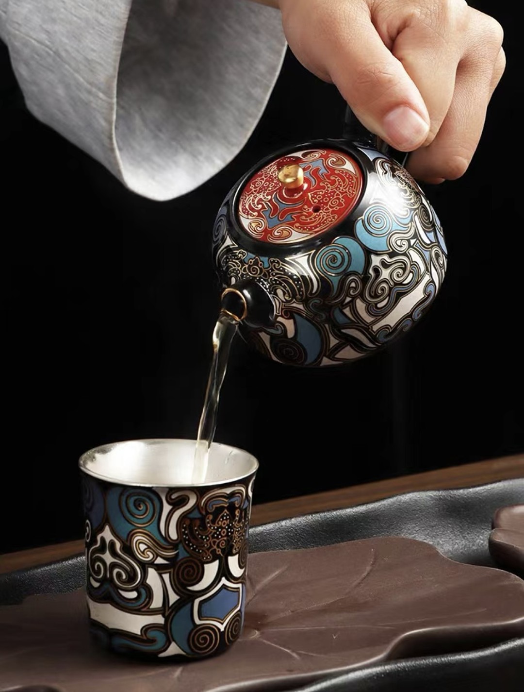 lm_image___2zfov swiper-item-image___2SBSc cover___2hGtr