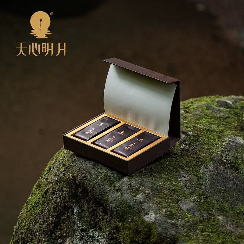 lm_image___2zfov swiper-item-image___2SBSc cover___2hGtr