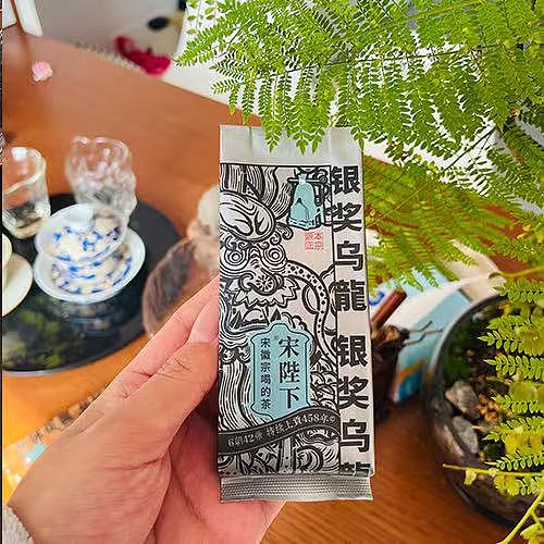 lm_image___2zfov swiper-item-image___2SBSc cover___2hGtr