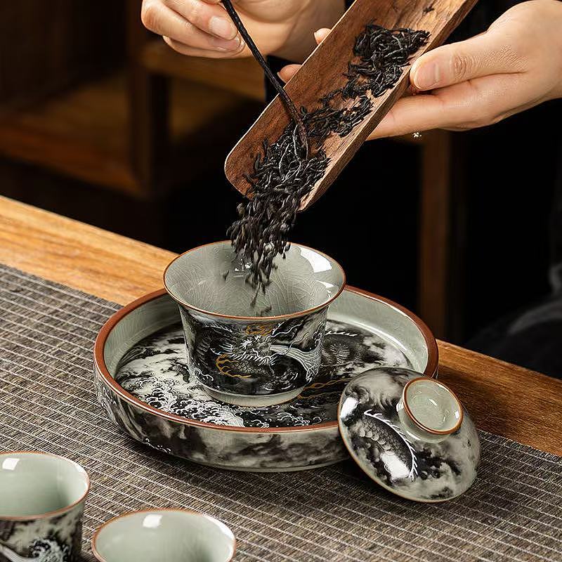 lm_image___2zfov swiper-item-image___2SBSc cover___2hGtr