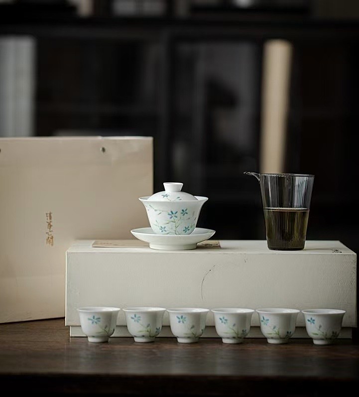Blue Flowers Tea Set for 6