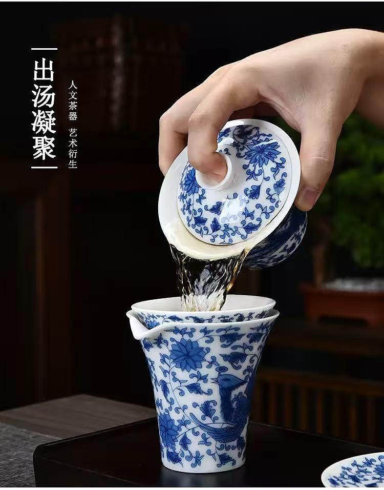 lm_image___2zfov swiper-item-image___2SBSc cover___2hGtr lm_image___2zfov swiper-item-image___2SBSc cover___2hGtr