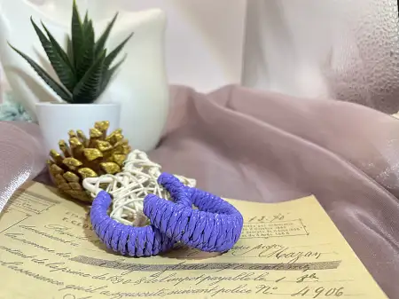 紫色皮质气质耳圈