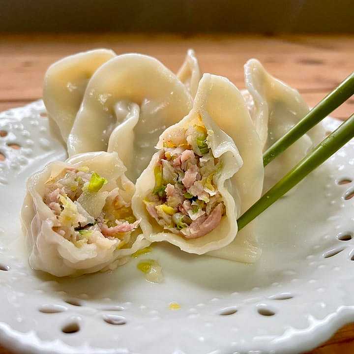 lm_image___2zfov swiper-item-image___2SBSc cover___2hGtr