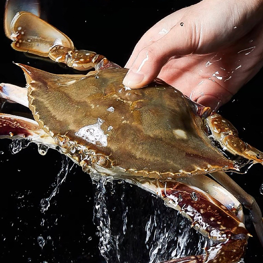 lm_image___2zfov swiper-item-image___2SBSc cover___2hGtr