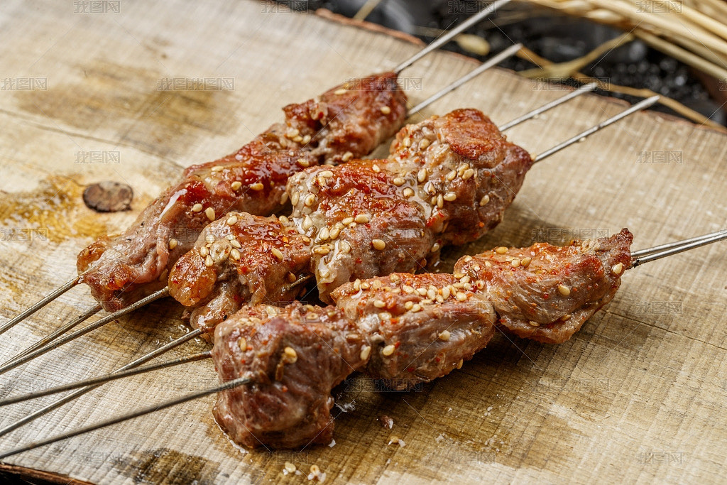 lm_image___2zfov swiper-item-image___2SBSc cover___2hGtr