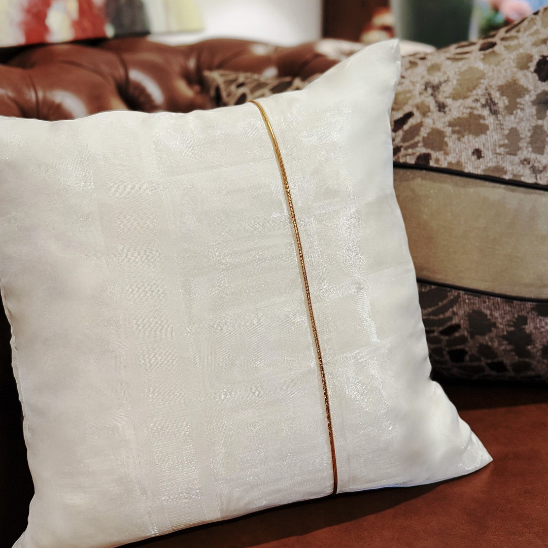 lm_image___2zfov swiper-item-image___2SBSc cover___2hGtr