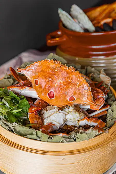 SF17 Soy Sticky Rice Topped with Minced Pork and Crab (Pre-order Only)