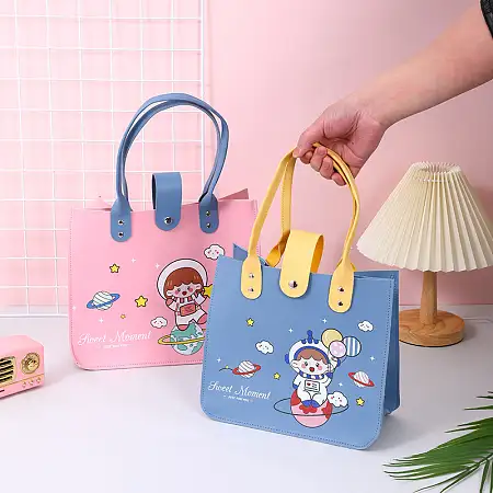 Leather look astronaut carry bag仿皮宇航员手提包
