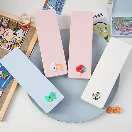 Plastic pencil case 卡通塑料笔盒