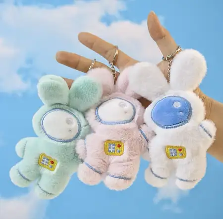Astronaut rabbit keychain太空兔公仔挂件