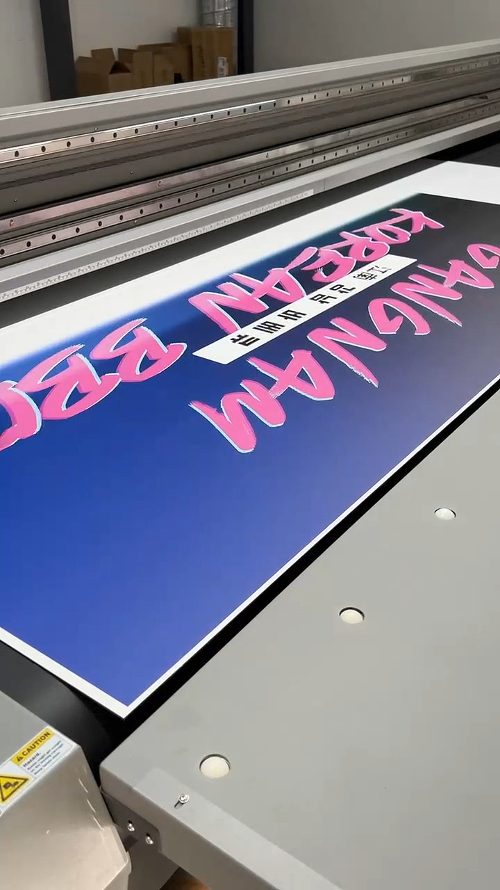 lm_image___2zfov swiper-item-image___2SBSc cover___2hGtr
