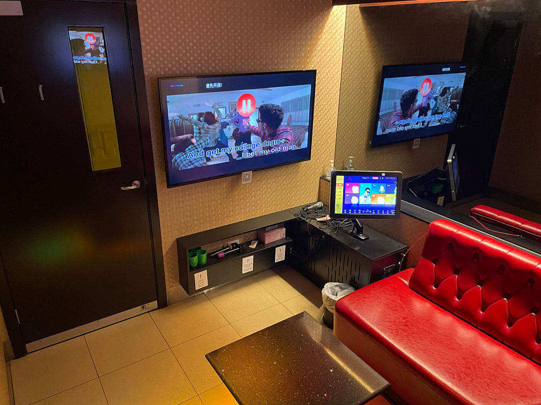 lm_image___2zfov swiper-item-image___2SBSc cover___2hGtr