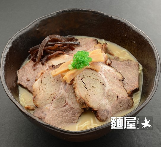 Pork Ramen (ポークラメン) 猪肉拉面