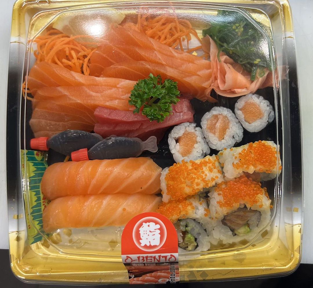 lm_image___2zfov swiper-item-image___2SBSc cover___2hGtr