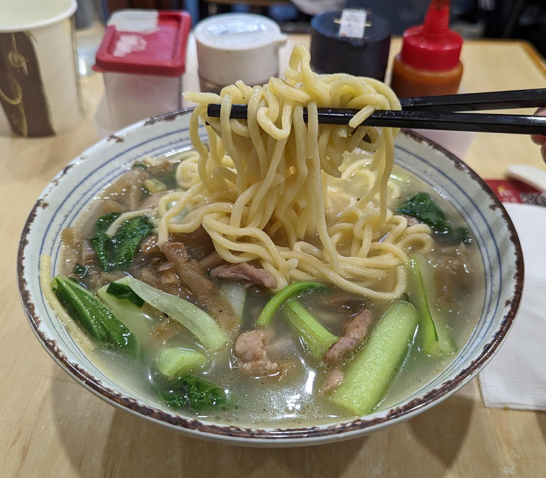 lm_image___2zfov swiper-item-image___2SBSc cover___2hGtr