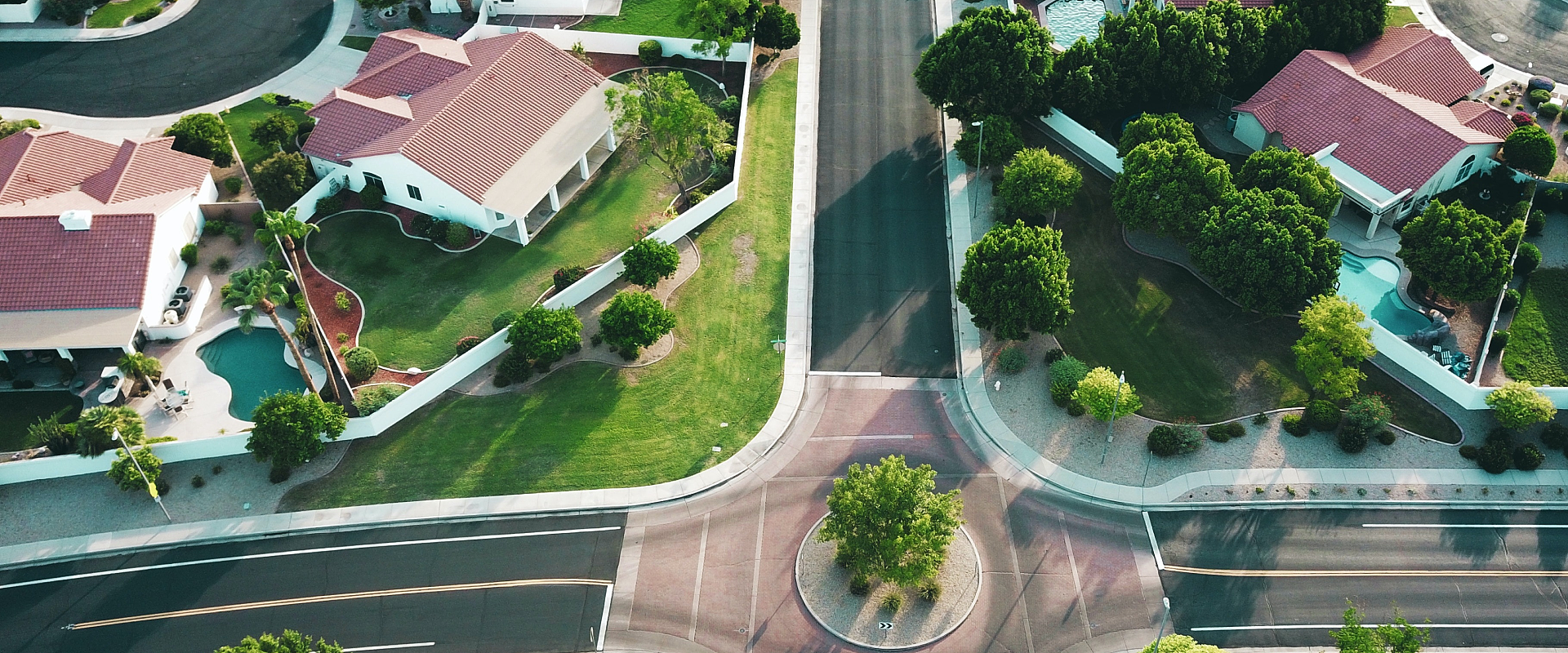 lm_image___2zfov swiper-item-img___1bCLM cover___2hGtr