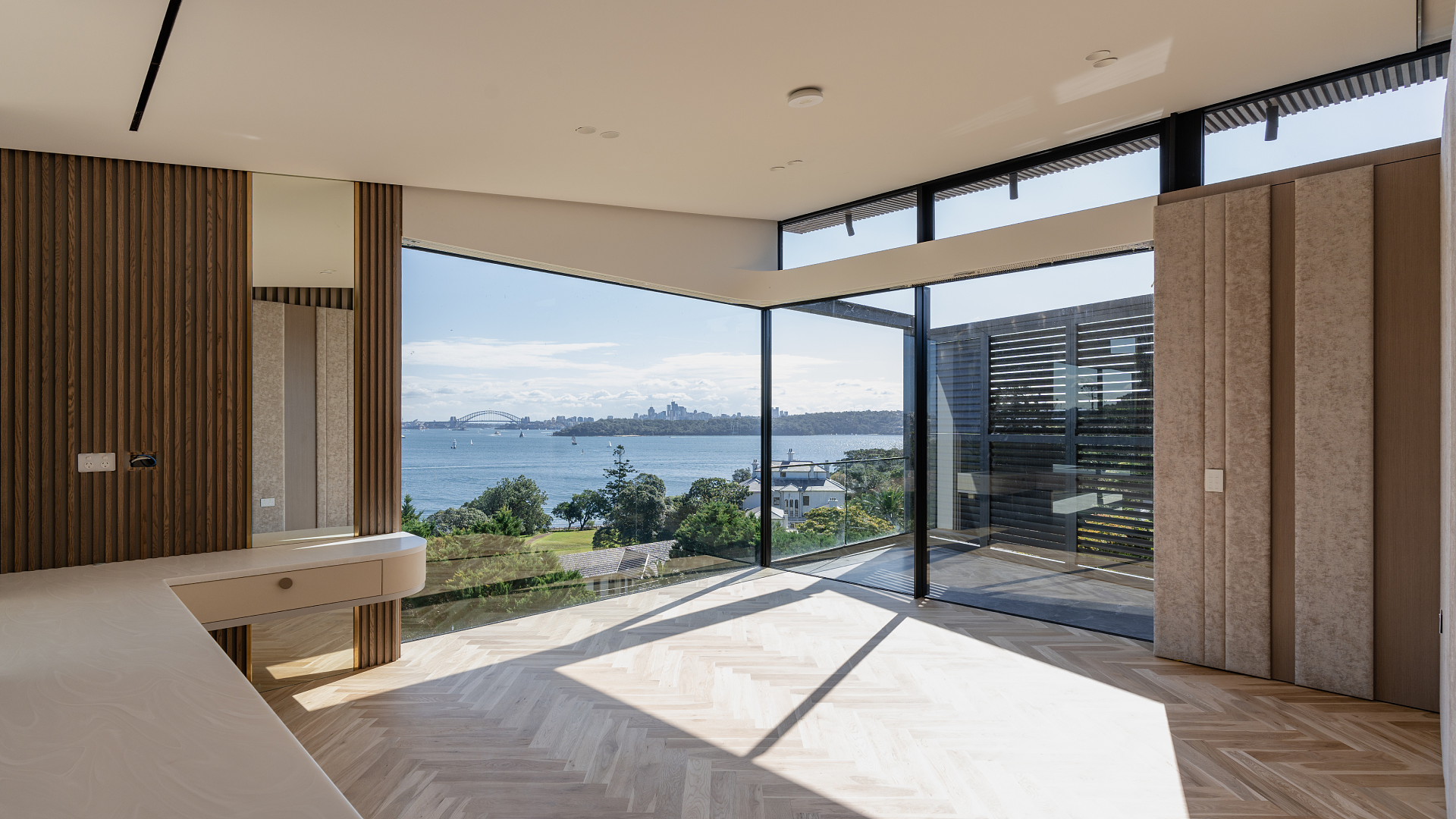 lm_image___2zfov swiper-item-img___1bCLM cover___2hGtr