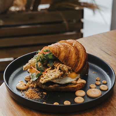 lm_image___2zfov cover___2hGtr lm_image___2zfov cover___2hGtr