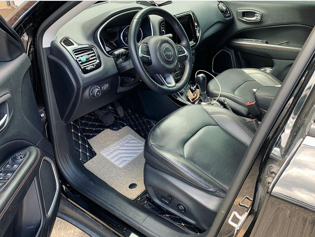 lm_image___2zfov swiper-item-image___2SBSc cover___2hGtr