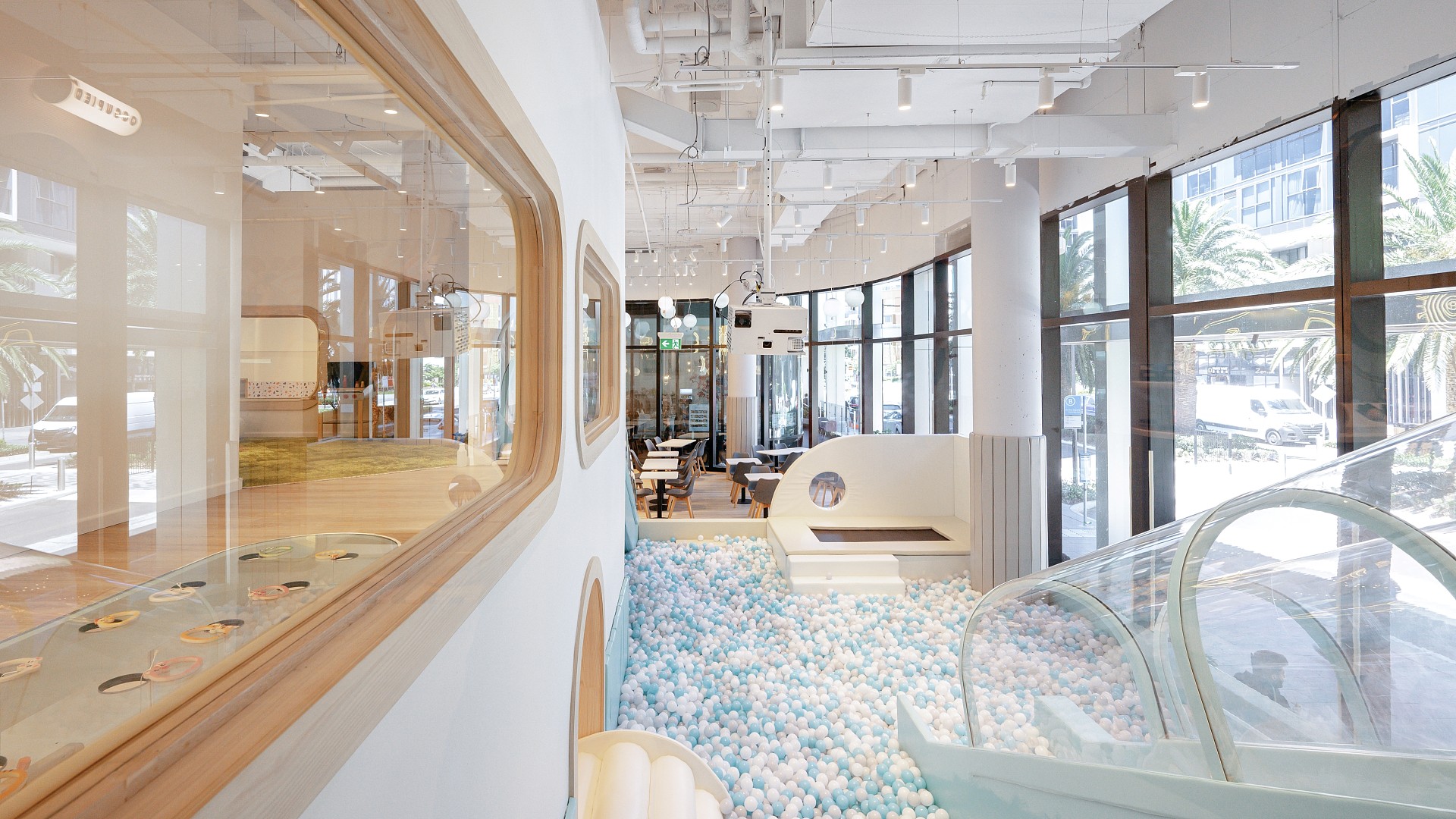 lm_image___2zfov swiper-item-img___1bCLM cover___2hGtr