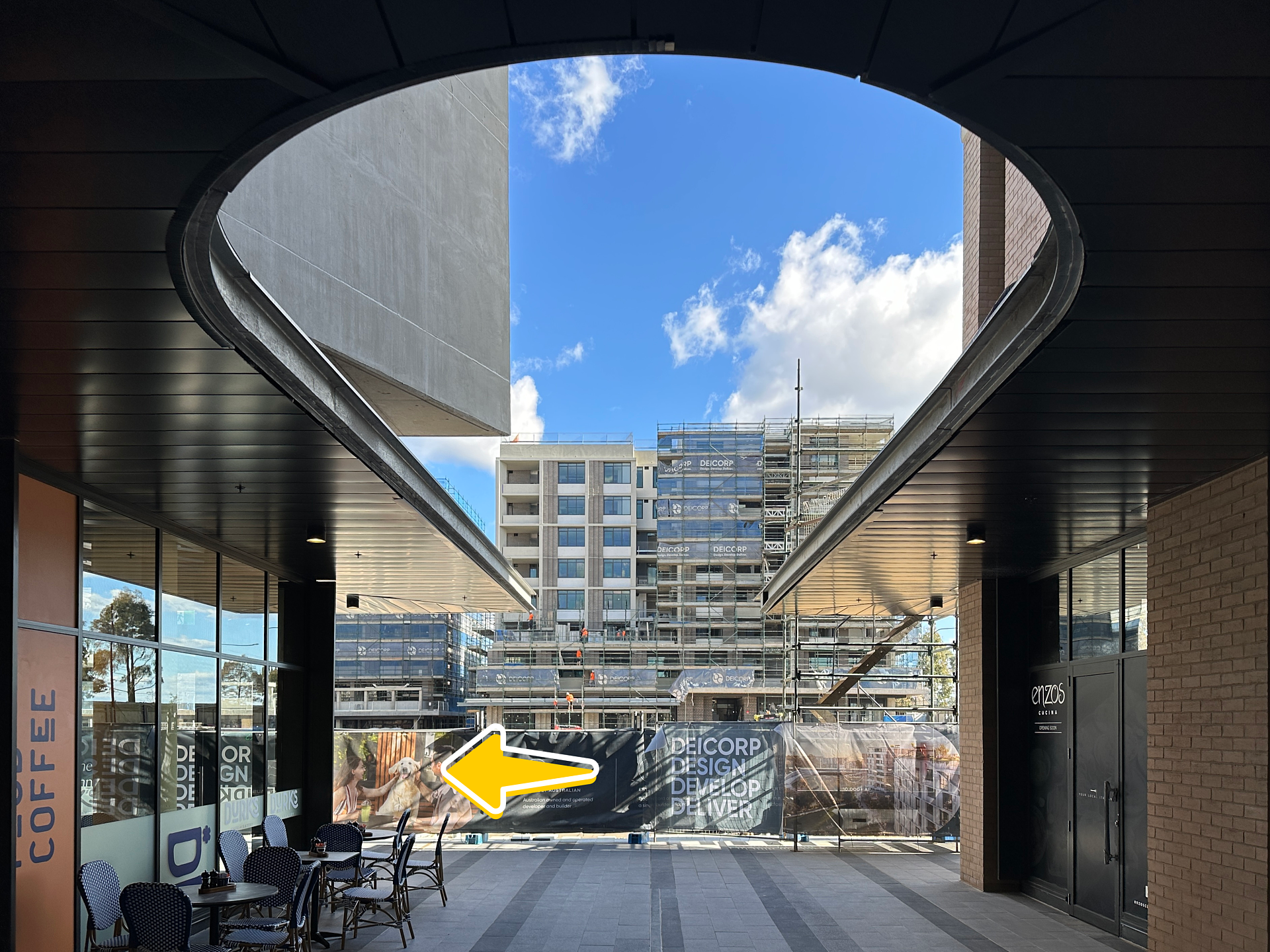 lm_image___2zfov swiper-item-img___1bCLM cover___2hGtr