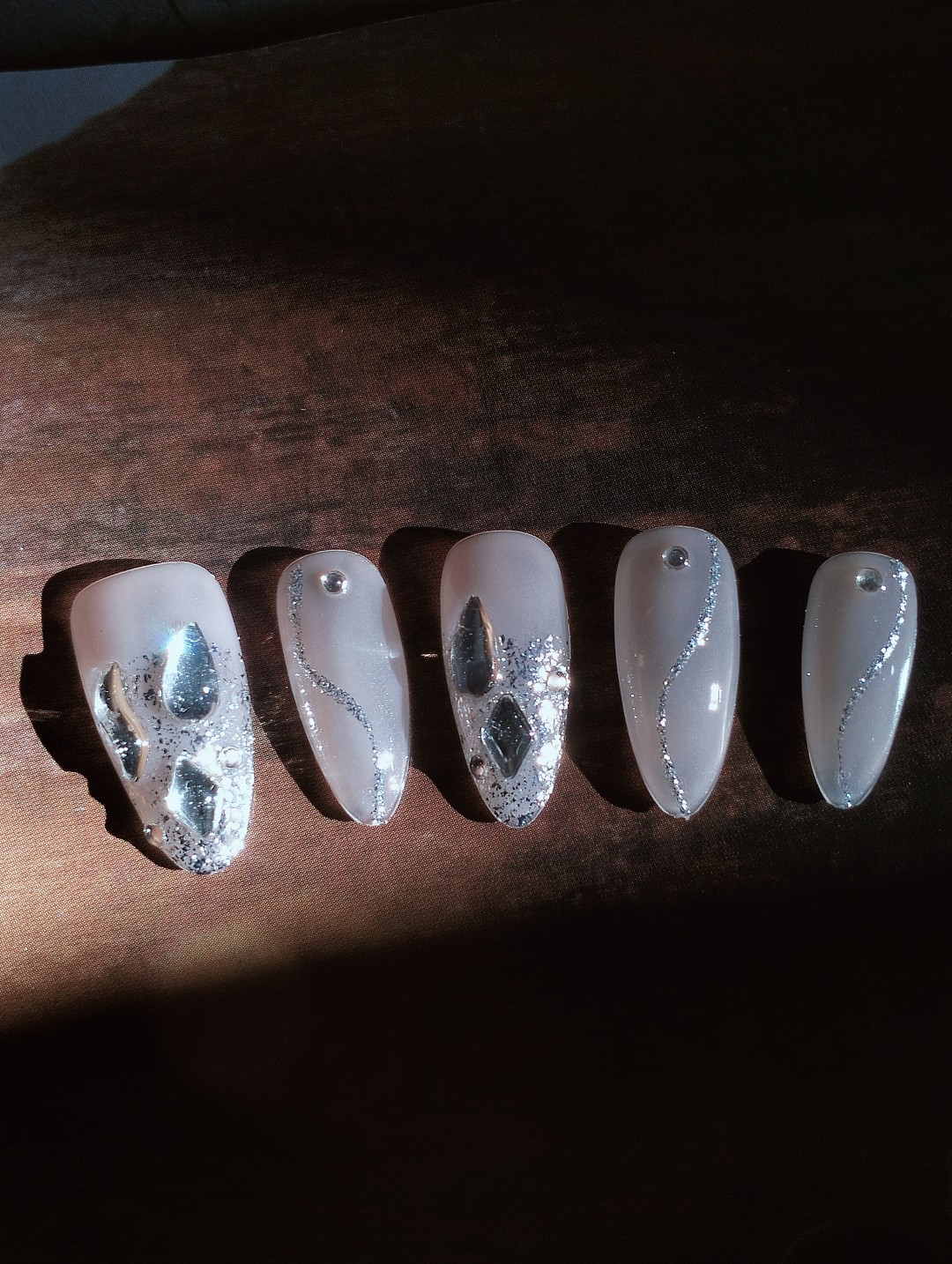 lm_image___2zfov swiper-item-image___2SBSc cover___2hGtr