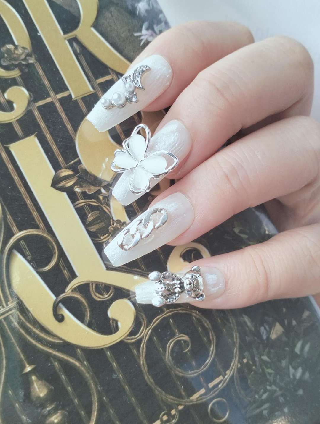 lm_image___2zfov navigation-img___1klTx cover___2hGtr