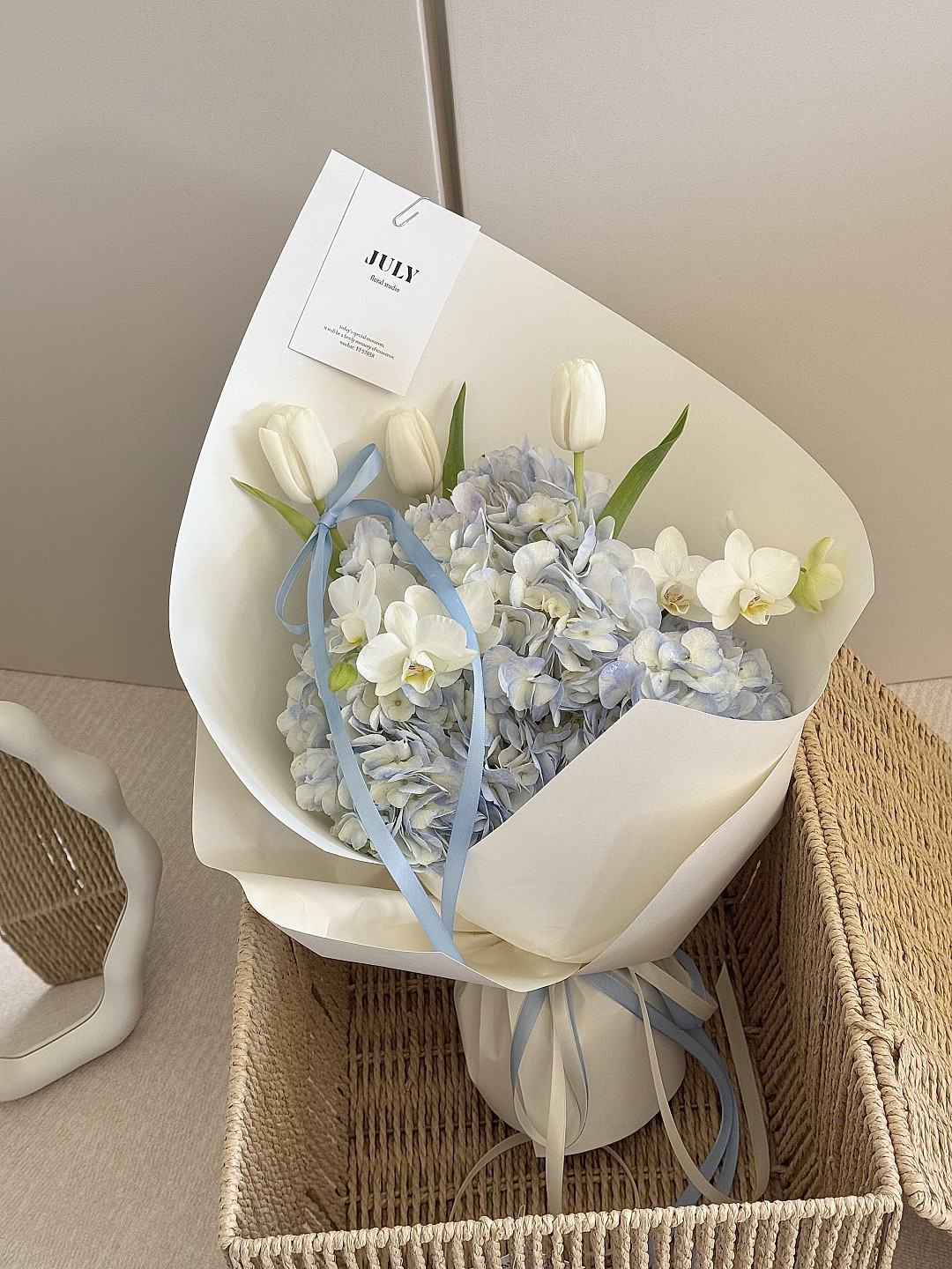 Classic Graduation Bouquet
