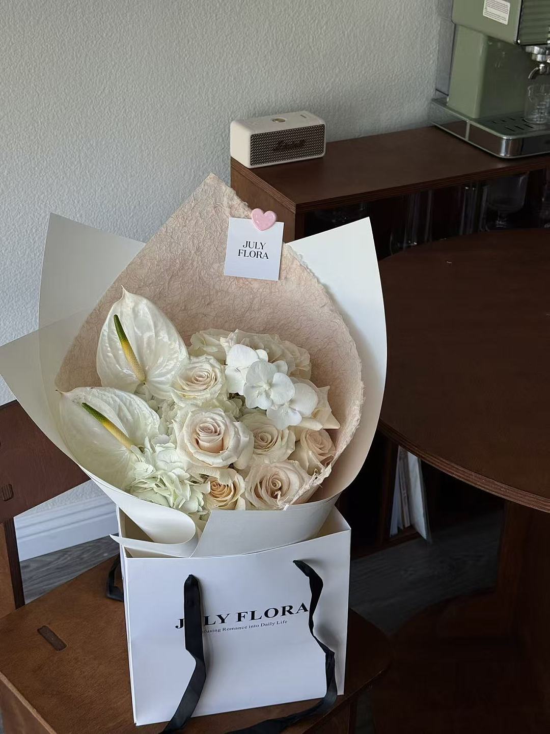 lm_image___2zfov swiper-item-image___2SBSc cover___2hGtr