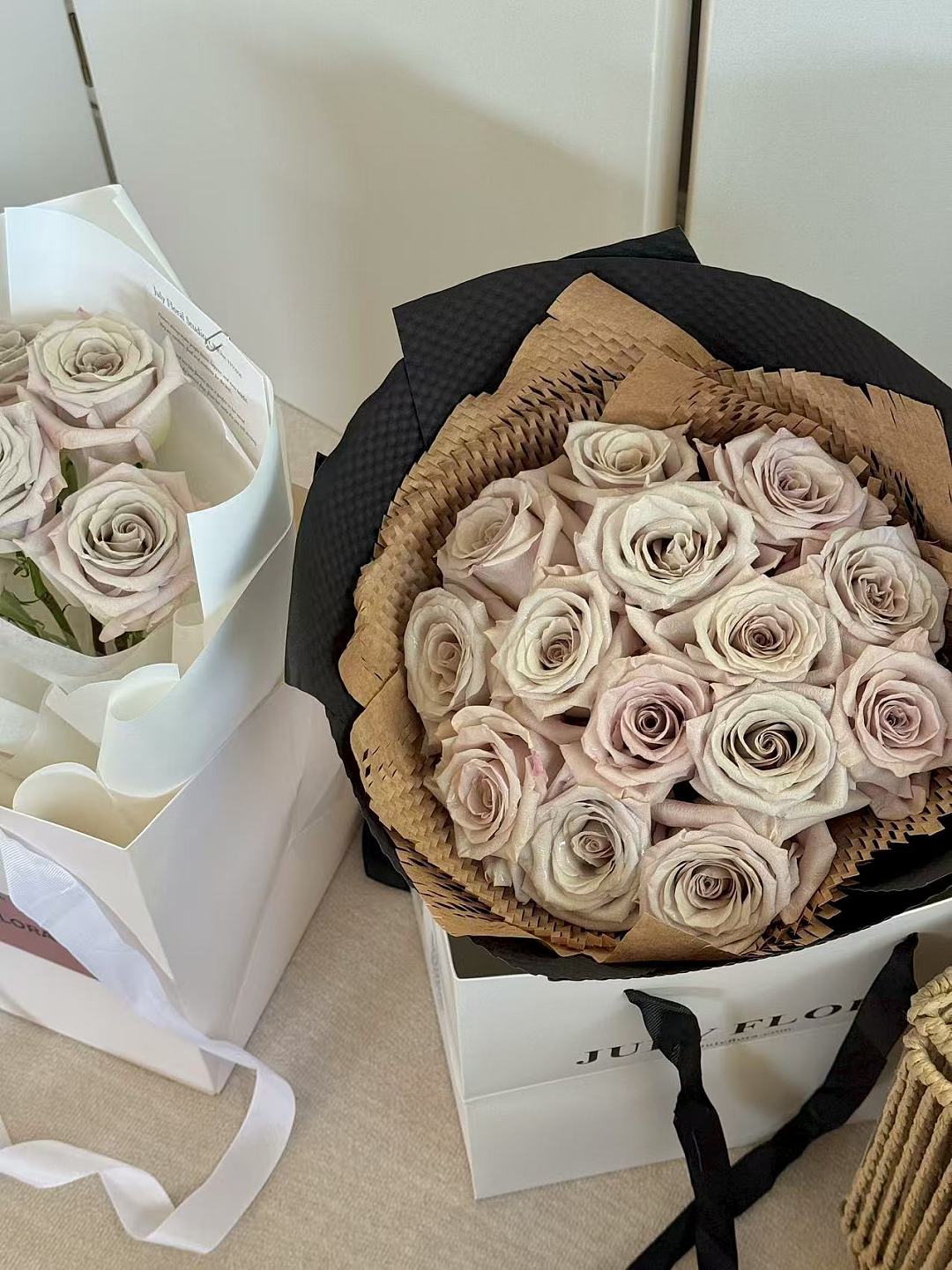 lm_image___2zfov swiper-item-image___2SBSc cover___2hGtr