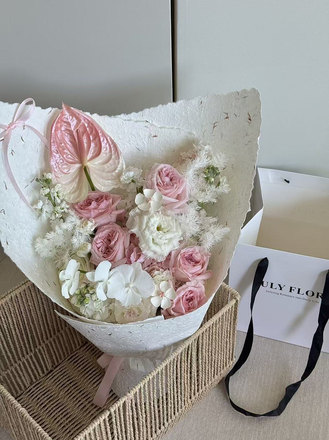 lm_image___2zfov swiper-item-image___2SBSc cover___2hGtr