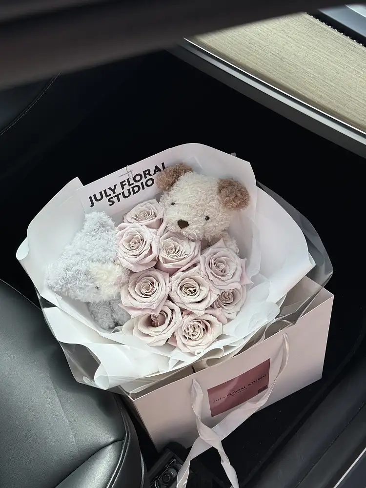 Roses Bouquet with Jellycat