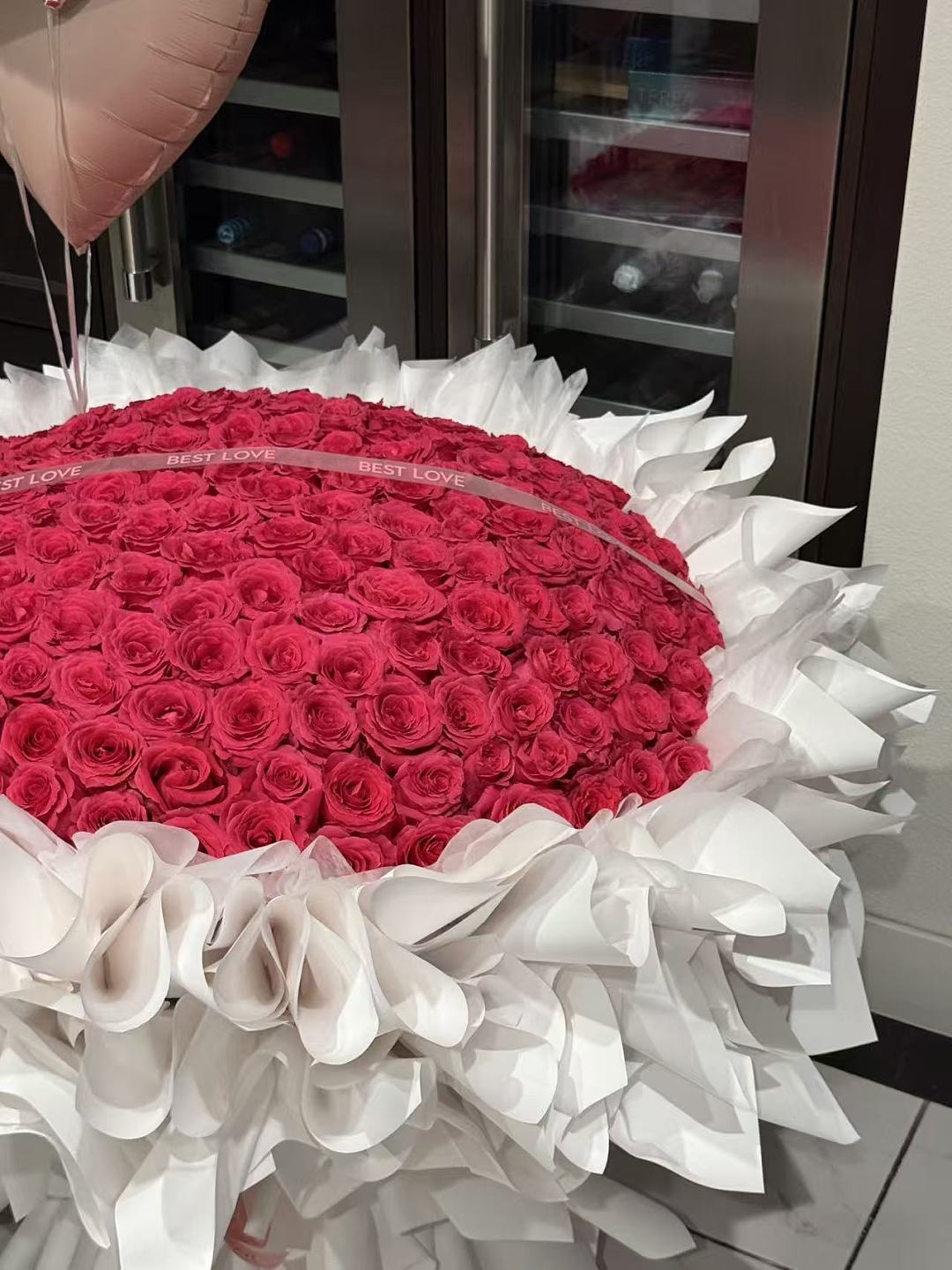 lm_image___2zfov swiper-item-image___2SBSc cover___2hGtr