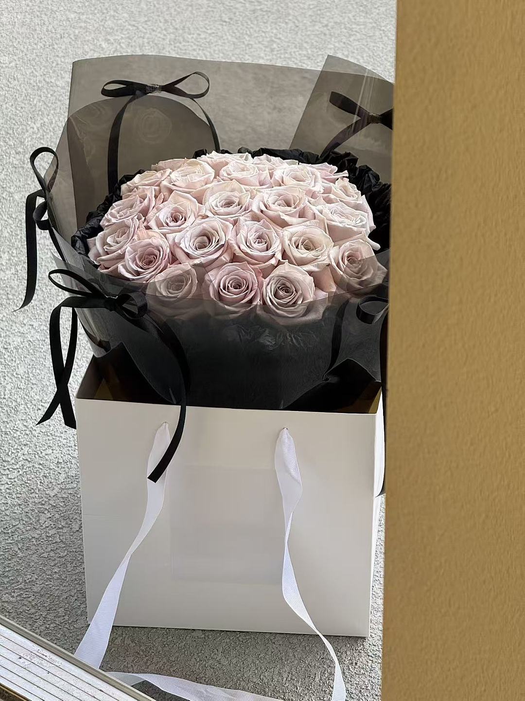 lm_image___2zfov swiper-item-image___2SBSc cover___2hGtr