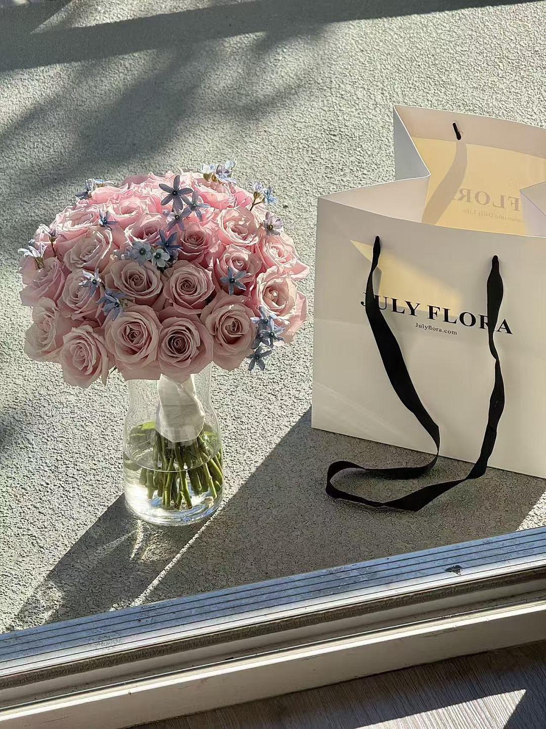 lm_image___2zfov swiper-item-image___2SBSc cover___2hGtr