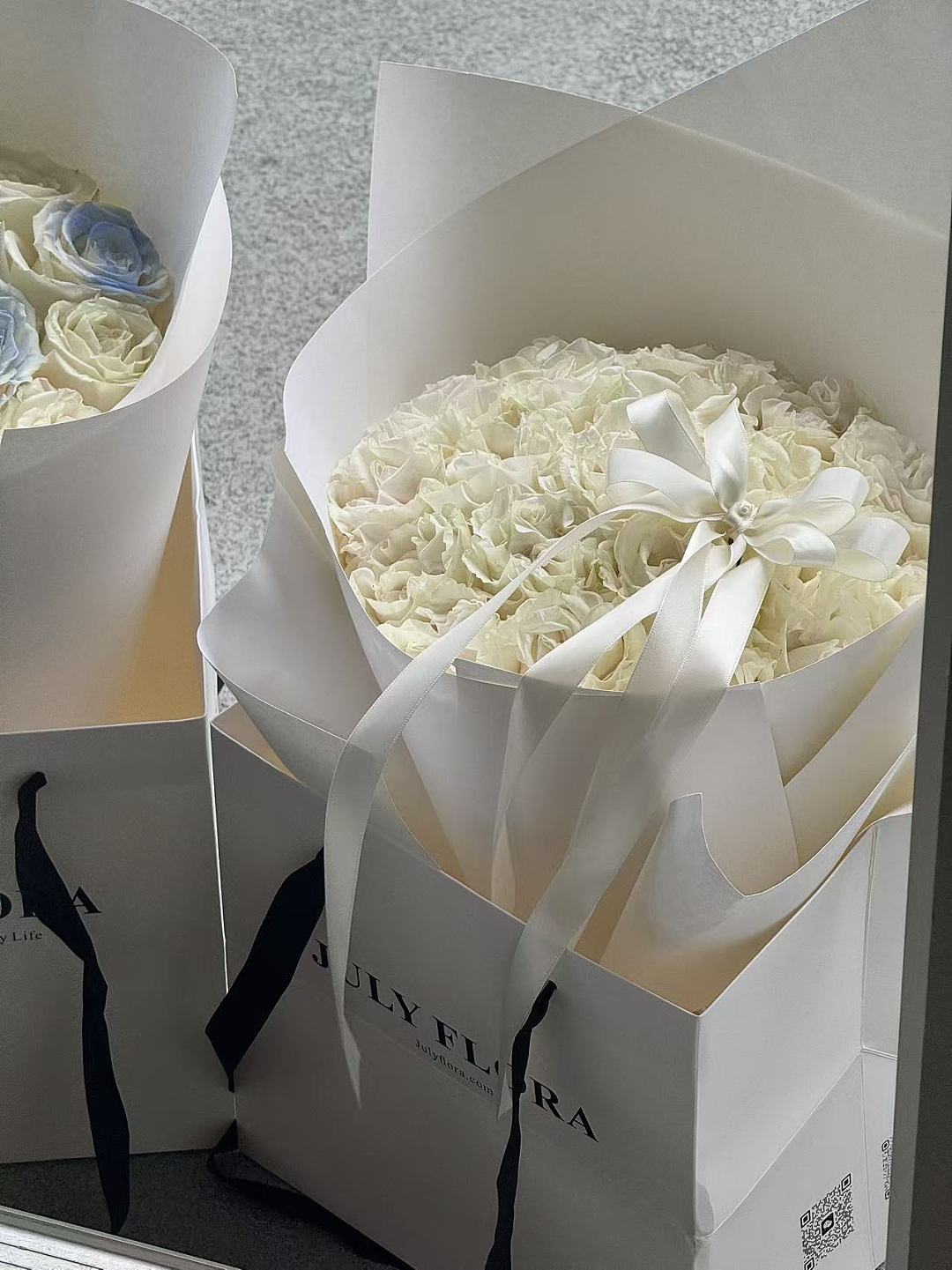 lm_image___2zfov swiper-item-image___2SBSc cover___2hGtr