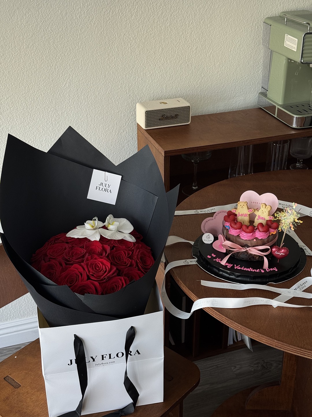 lm_image___2zfov swiper-item-image___2SBSc cover___2hGtr