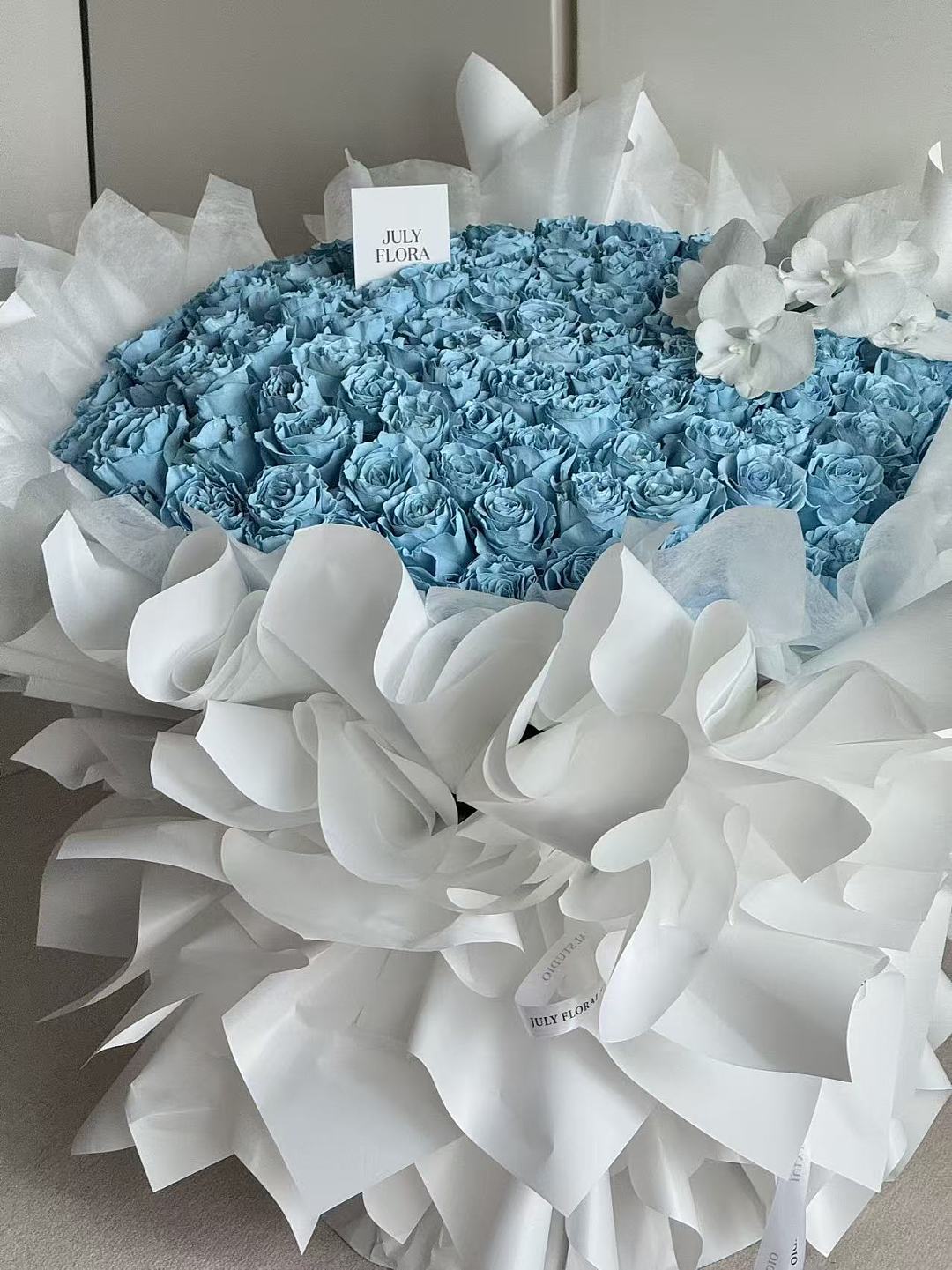 lm_image___2zfov swiper-item-image___2SBSc cover___2hGtr