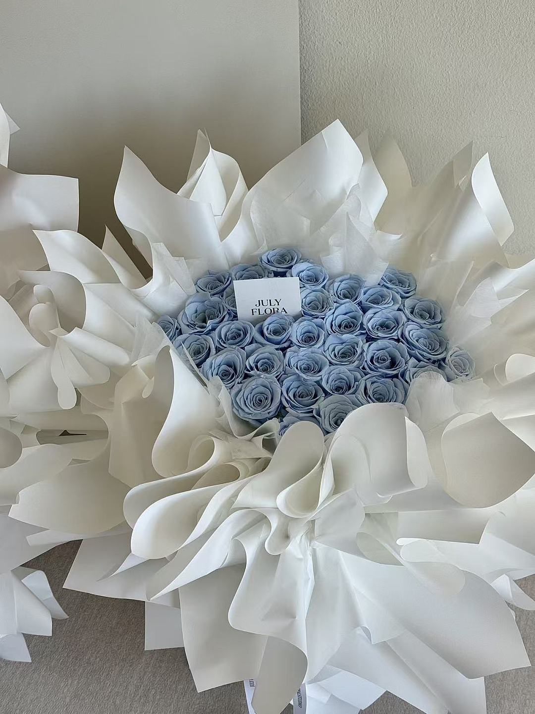 lm_image___2zfov swiper-item-image___2SBSc cover___2hGtr