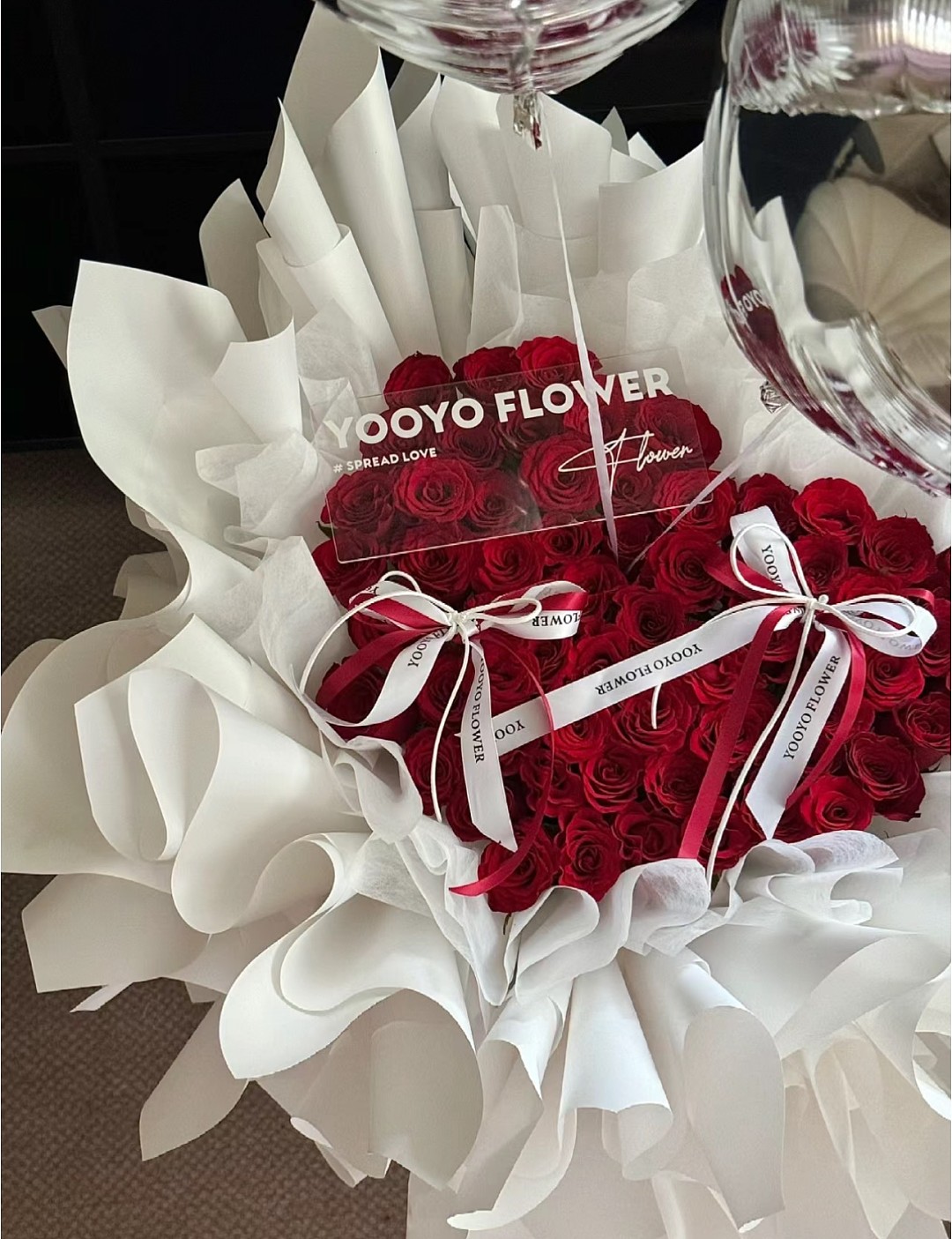 52 Freedom Roses