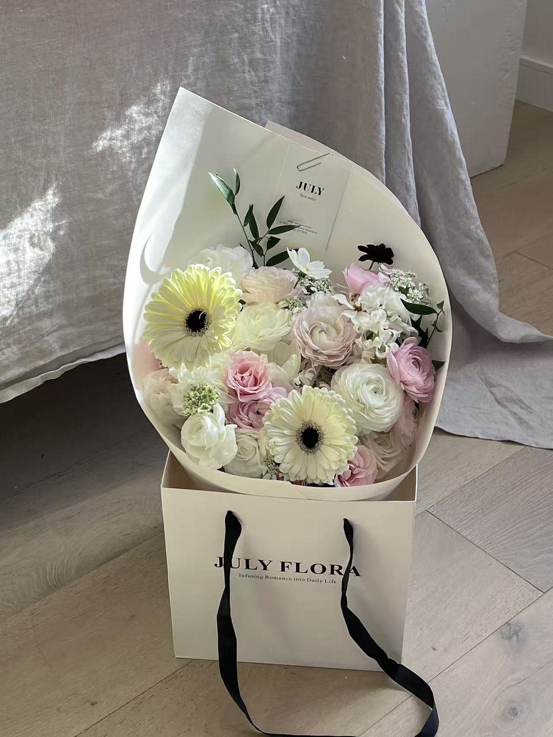 lm_image___2zfov swiper-item-image___2SBSc cover___2hGtr