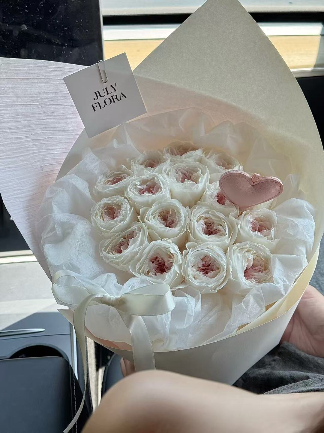 16 Light Pink Austin Preserved Roses Bouquet