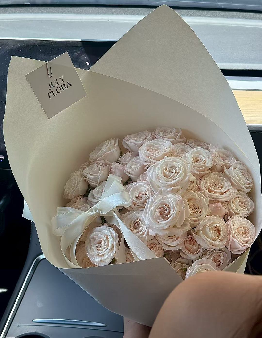 lm_image___2zfov swiper-item-image___2SBSc cover___2hGtr