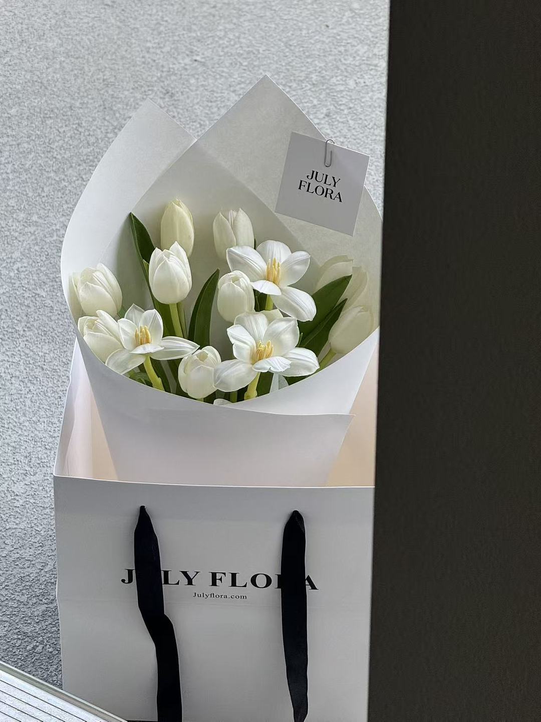 lm_image___2zfov swiper-item-image___2SBSc cover___2hGtr