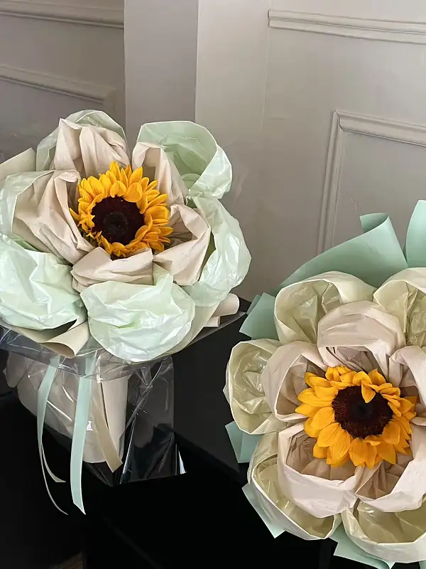 Single Sunflower Bouquet