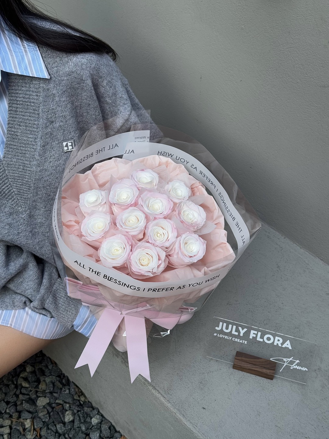 12 Preserved Flower Bouquet