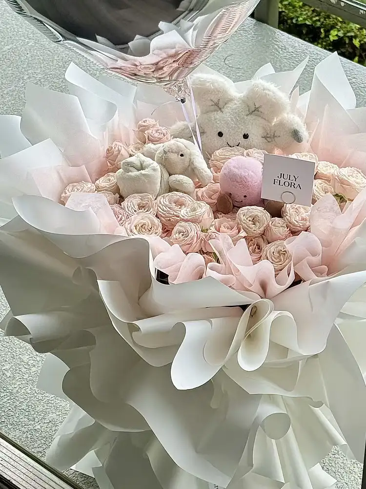 Large Fresh Flower Bouquet (Excluding Jellycat)