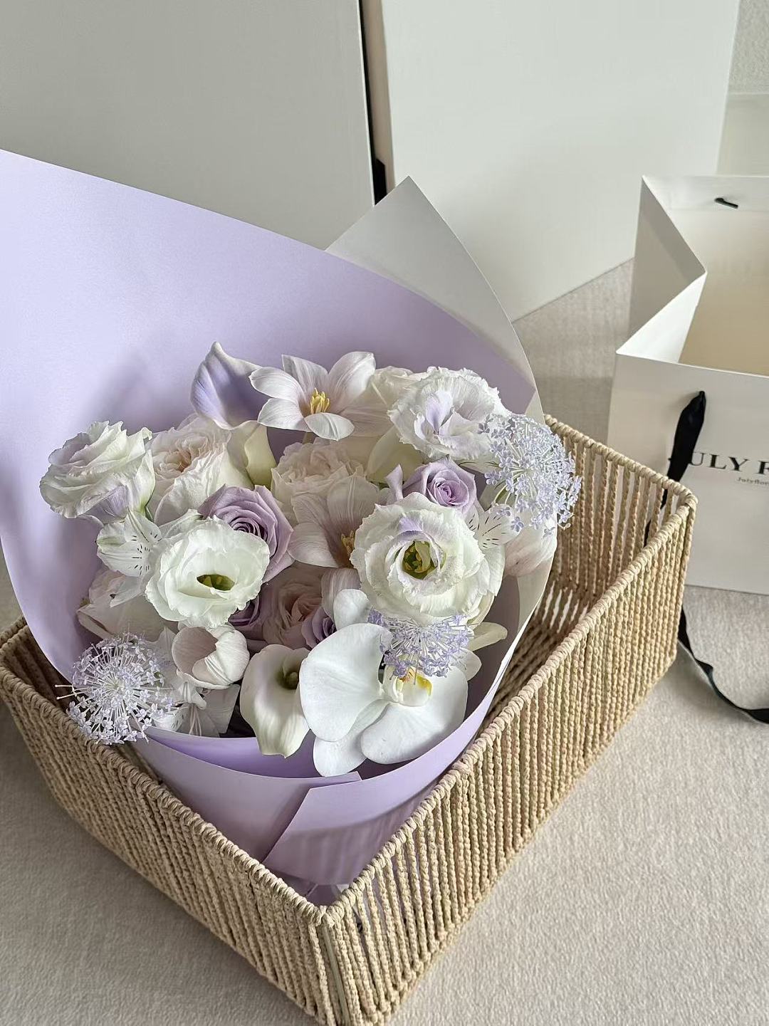 lm_image___2zfov swiper-item-image___2SBSc cover___2hGtr